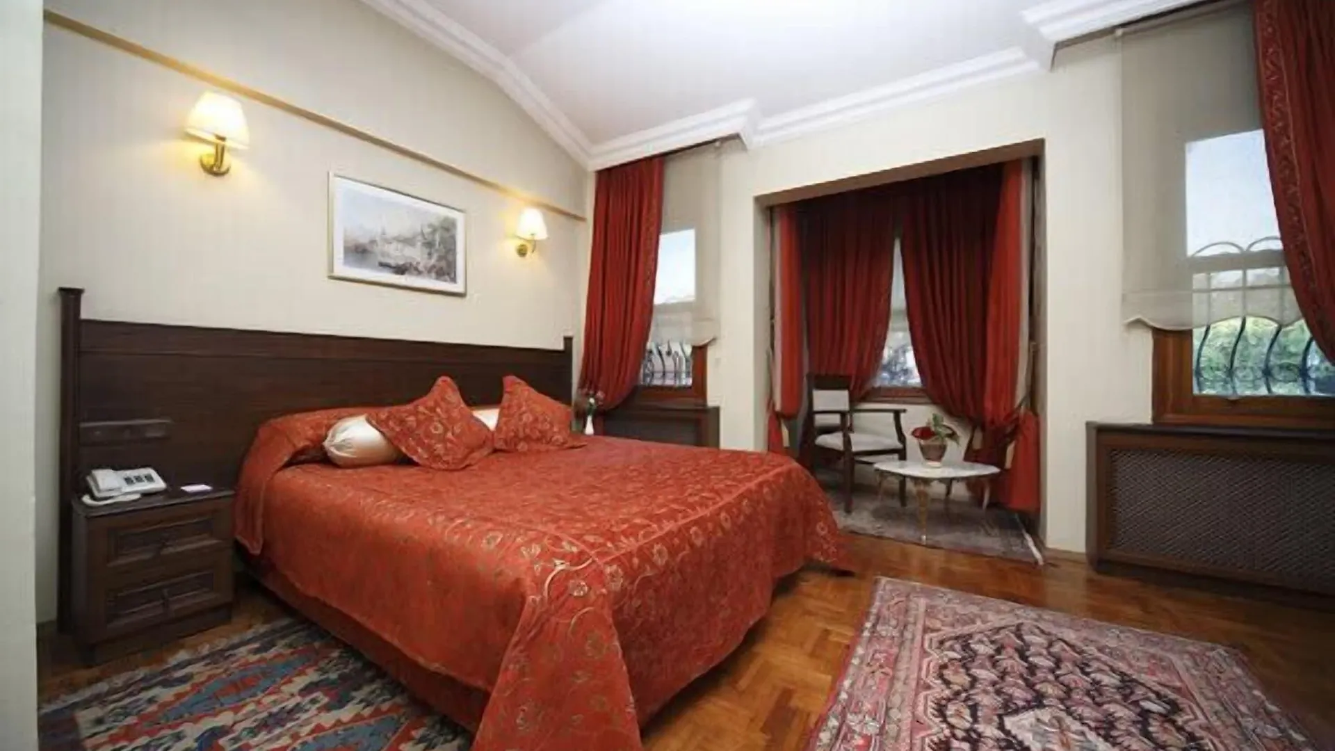 Turquhouse Hotel Istanbul