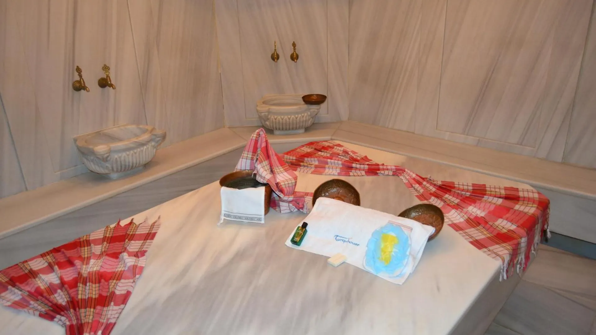 Turquhouse Hotel Istanbul